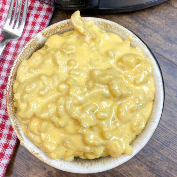 crock pot mac and cheese for a crowd